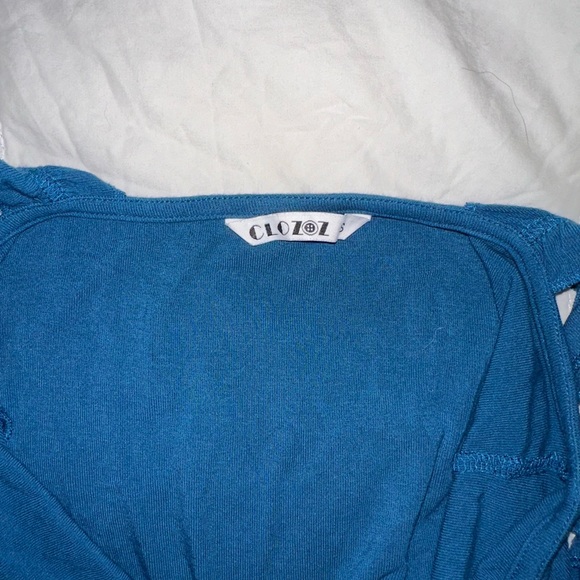 Blue Crop Top with Ruffle Sleeves - Picture 3 of 3